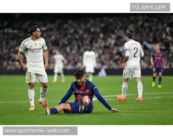 重返诺坎普巴萨海报展现弗里克亚马尔库巴西三位明星球员风采 重返诺坎普巴萨海报展现弗里克亚马尔库巴西三位明星球员风采